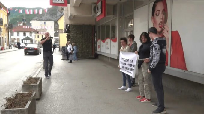Iz Beograda traže zaštitu studenata od divljačkih napada Srba iz RS