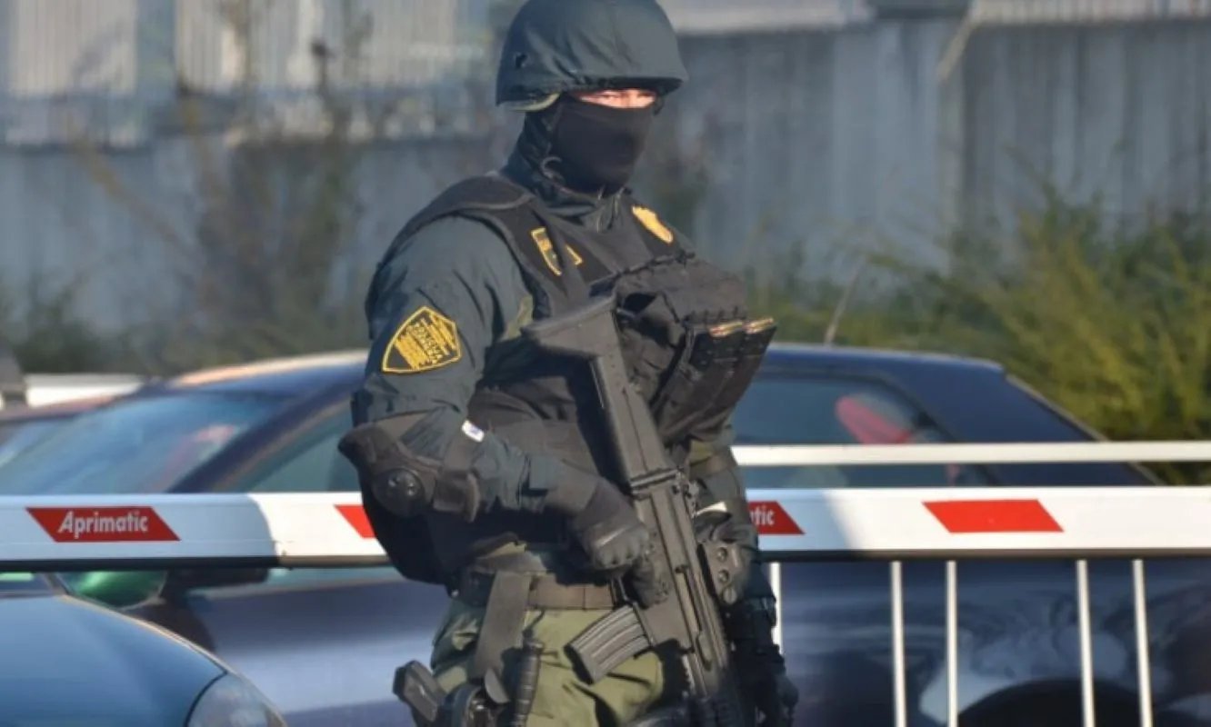 Osumnjičeni za napad na policajca u Širokom Brijegu prebačen u Tužilaštvo ZHK