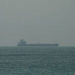 Nova eskalacija u Hormuzu: supertanker s 2.5 miliona barela nafte pogođen tokom sukoba