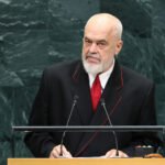 Edi Rama oglasio se prvi put tokom masovnih protesta: Neću podnijeti ostavku
