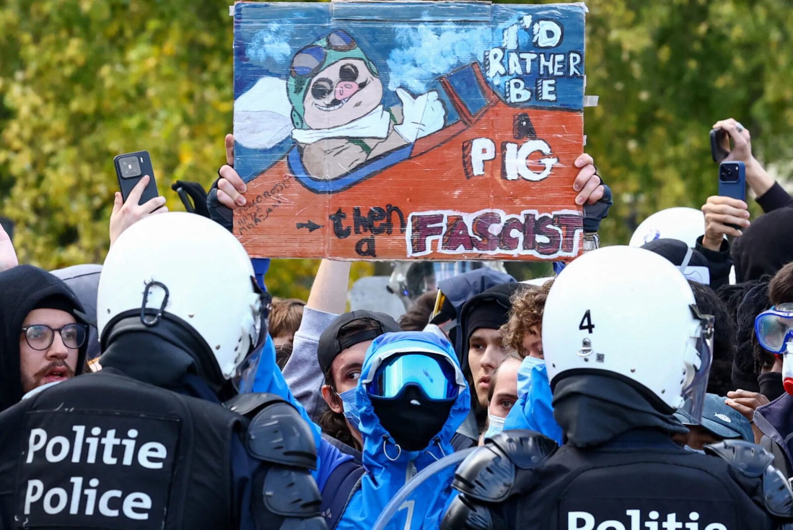 Sukob policije i demonstranata u Briselu tokom protesta zbog obrazovanja