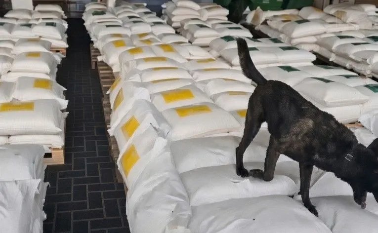 Kolumbijska policija zaplijenila 7,6 tona kokaina u luci