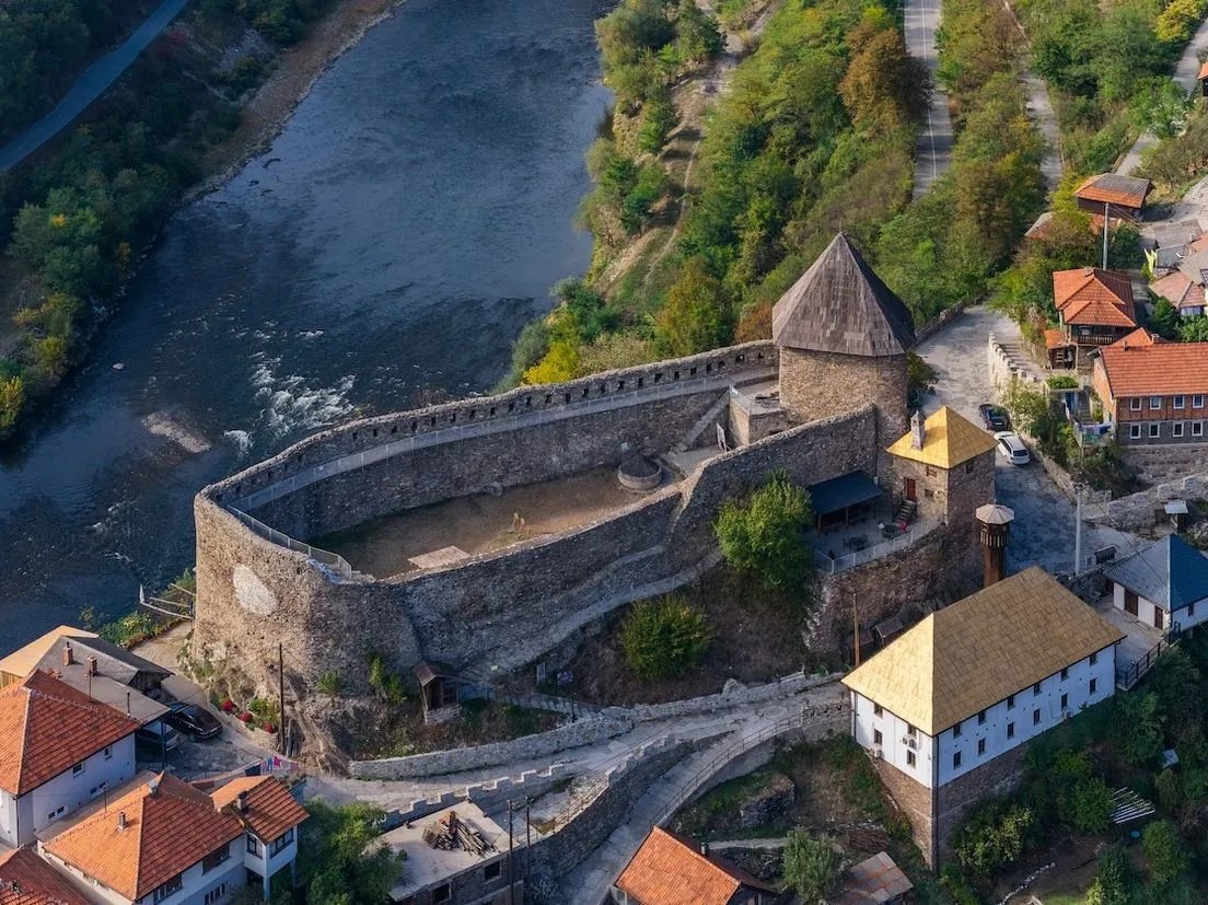 Jedno od najljepših sela u Bosni oduzima dah s predivnim kadrovima prirode