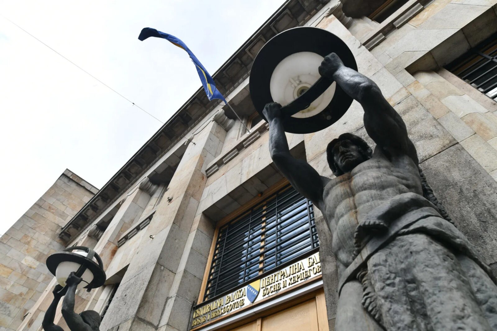 Dodik i Čović dobili oštar odgovor: Ostavite Centralnu banku BiH na miru