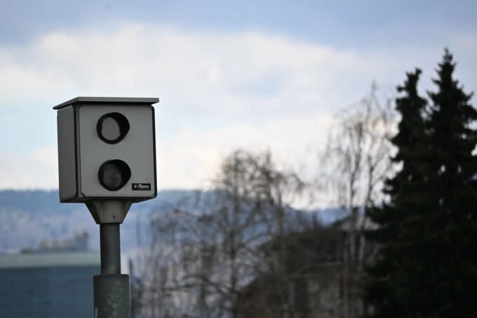 Vozač snimio vožnju brzinom od 228 km/h na autoputu, policija ga pronašla