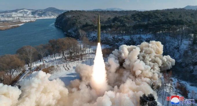Sjeverna Koreja ispalila projektil nakon zahtjeva Seula za izvinjenjem