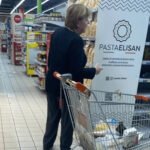 Nekada najmoćniju ženu svijeta jedva prepoznali u supermarketu, ljubazna je prema svima