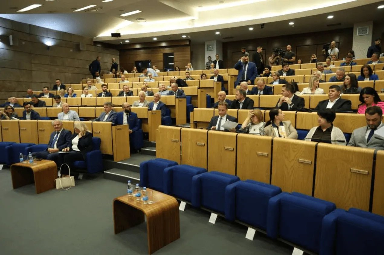 SDA vodeća na izborima za Parlament FBiH, devet lista prošlo izborni prag