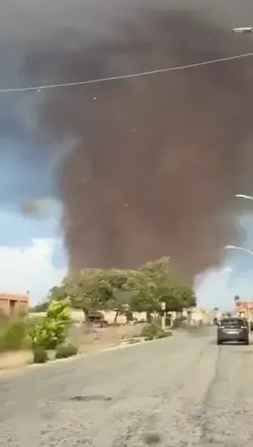 Dvostruki tornado pogodio Siciliju, pričinivši značajnu štetu i opasnost po stanovništvo