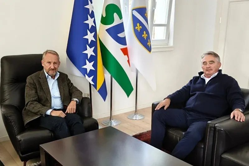 Izetbegović i Komšić započeli pregovore o formiranju nove većine u Sarajevu