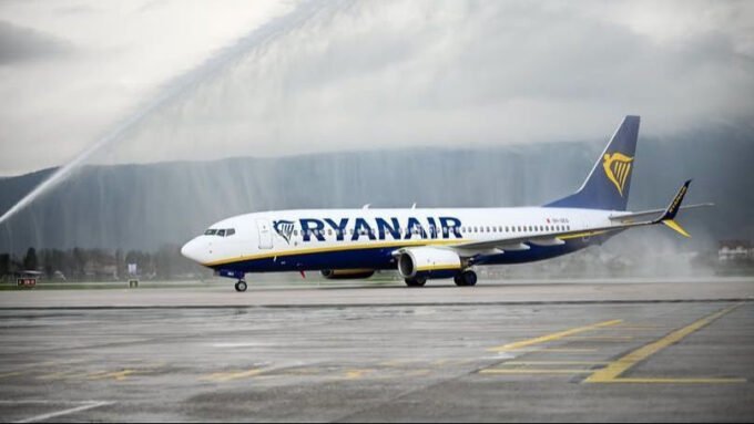 Ryanair upozorava na poskupljenje avionskih karata do 20 posto