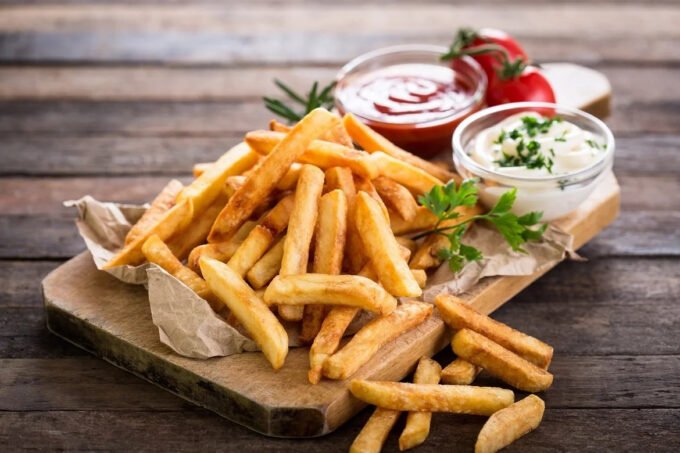 Dodavanje jednog sastojka čini vaš pomfrit hrskavim kao iz restorana