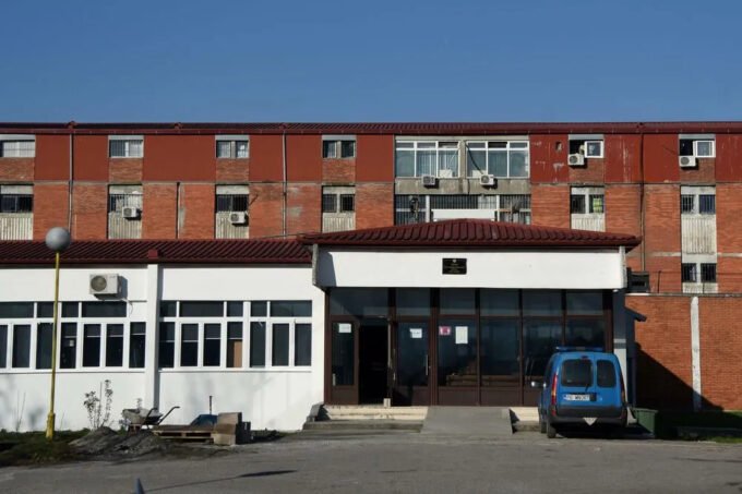 U istražnom zatvoru u Podgorici 32 pritvorenika nastavlja štrajk glađu