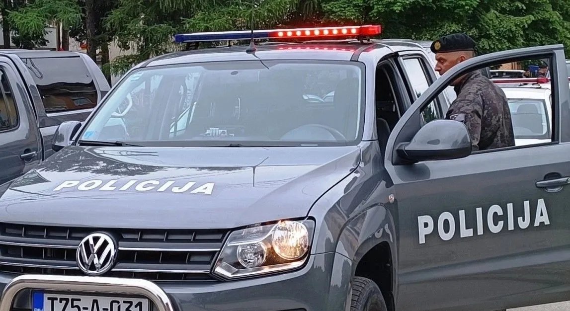 Rasvijetljene krađe u Gračanici, počinitelj ukrao novac i duhanske proizvode
