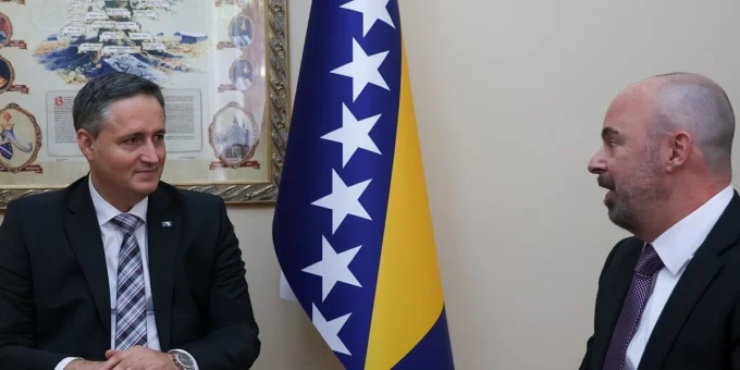 Bećirović i Ginkel razgovarali o trenutnoj političkoj i sigurnosnoj situaciji u Bosni i Hercegovini