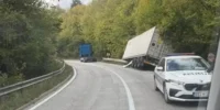 Saobraćajna nesreća na putu Kladanj