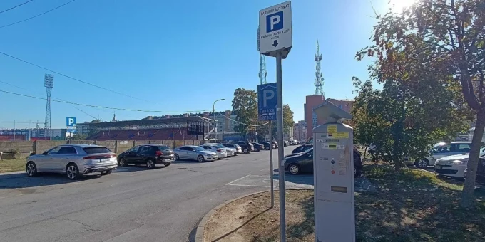 Banja Luka proširuje zone naplate parkinga, stanarima prijeti nestašica parking mjesta