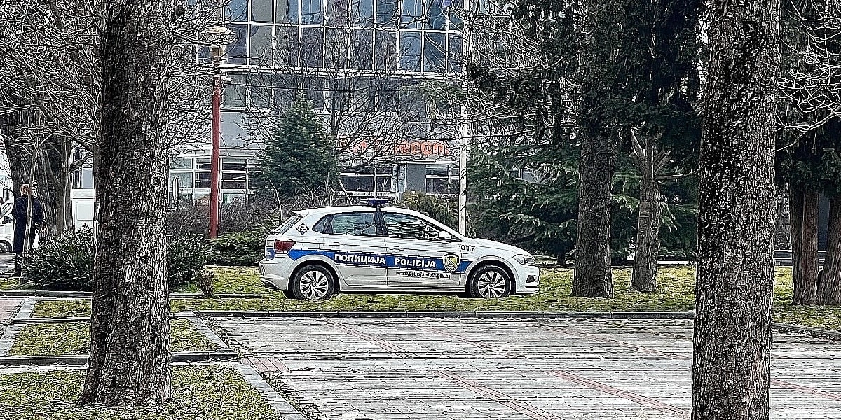 Više osoba napalo maloljetnika u Brčkom, a jedna osoba je uhapšena