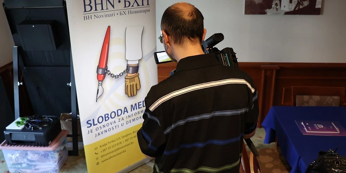 BH novinari osudili napad Milorada Dodika na novinara BHRT