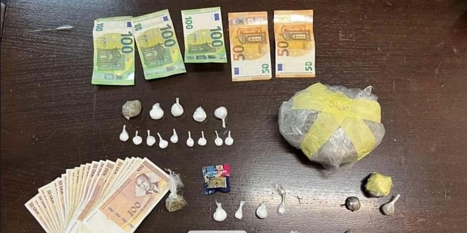 U Starom Gradu u Sarajevu pronađena droga i novac, uhapšen 54