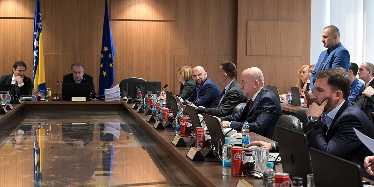 Vlada FBiH formirala radnu grupu za predlaganje modela sistema Child Alert BH u roku od tri mjeseca