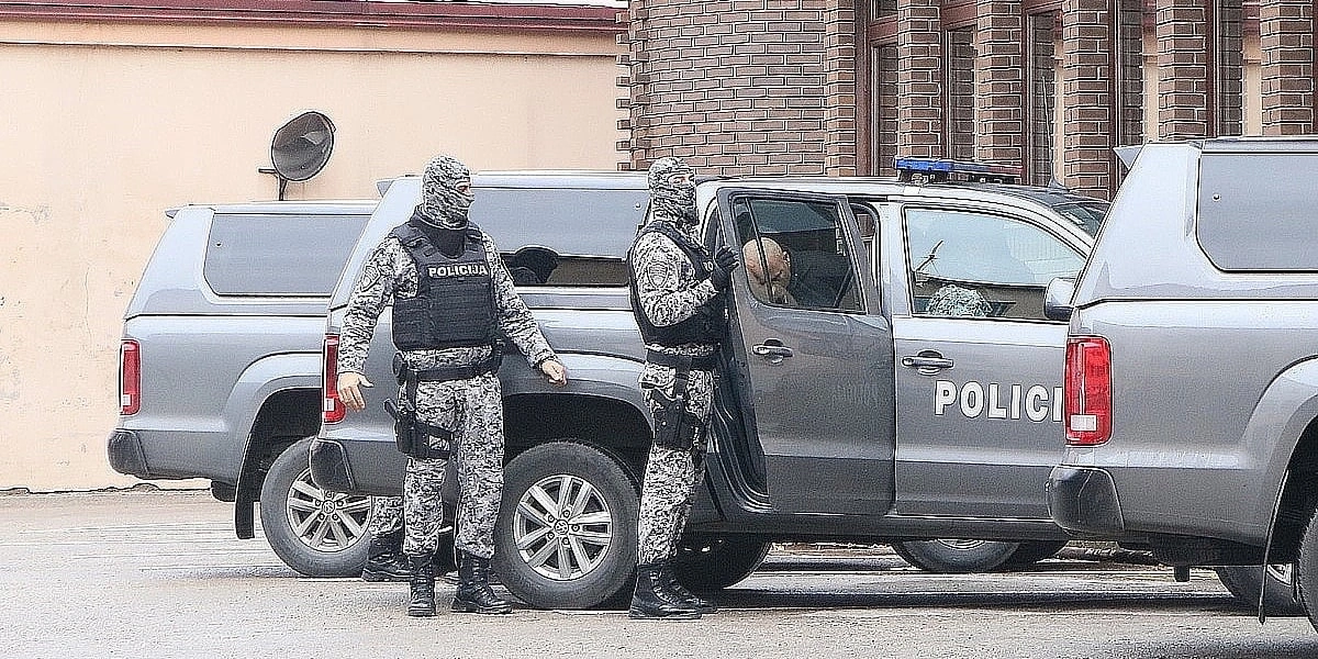 Tuzlaka sa više od 30 presuda uhvatila policija tokom provale u kuću