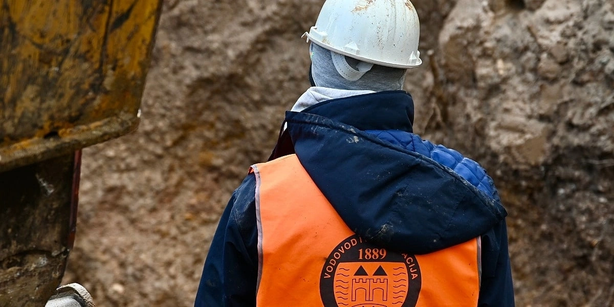 Općina Centar raspisala tender za rekonstrukciju vodovoda i kanalizacije u ulici Urijan Dedina vrijedan 1,7 miliona KM