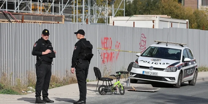 Oplata sa zgrade u izgradnji u Sarajevu pala i povrijedila tri osobe, među njima i dijete