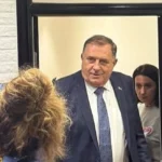 Milorad i Igor Dodik s Vučićem čekaju rezultate glasanja u sjedištu SNS