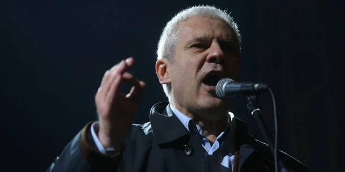Tadić: Čekao sam 14 godina da politička oligarhija napusti vlast, SNS će se raspasti