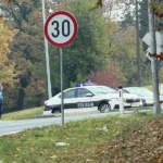 Vještaci istražuju uzroke saobraćajne nesreće kod Tuzle u kojoj je povrijeđeno 11 putnika