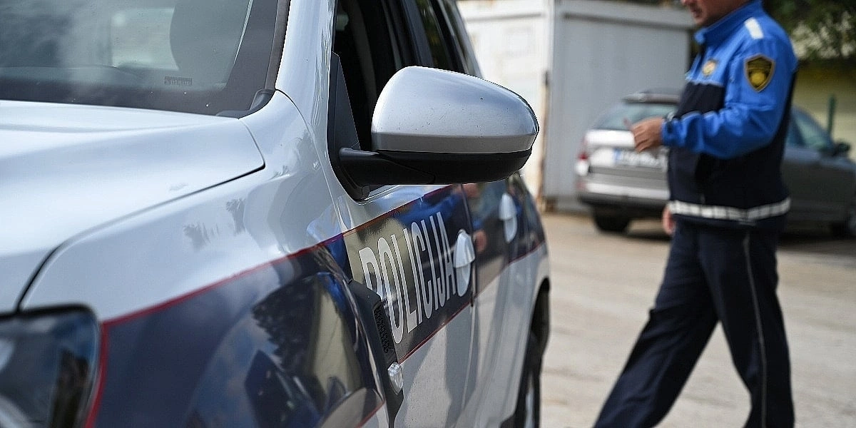 Sudar tri automobila na prevoju Komara, četiri osobe zadobile teže povrede
