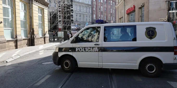 Sarajevska policija uhapsila Afganistanca osumnjičenog za paljenje automobila na Ilidži