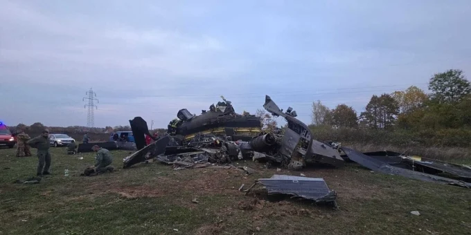 Ministarstvo upozorava da je prerano za utvrđivanje uzroka pada helikoptera, dok Italijani analiziraju moguće razloge
