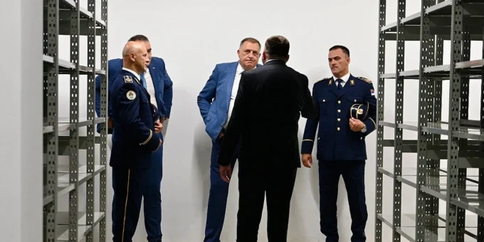 Dodik zahtijeva podršku za zvanično izabrane u svjetlu skupa Borisa Tadića