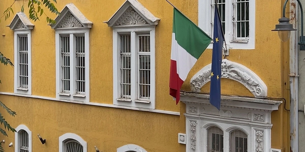 Ambasada Italije u Bosni i Hercegovini odata počast poginulima u helikopterskoj nesreći kod Brčkog