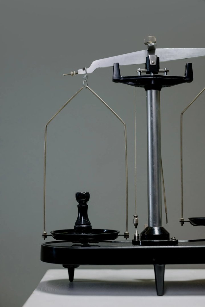 Šta je teže: kilogram željeza ili kilogram perja?