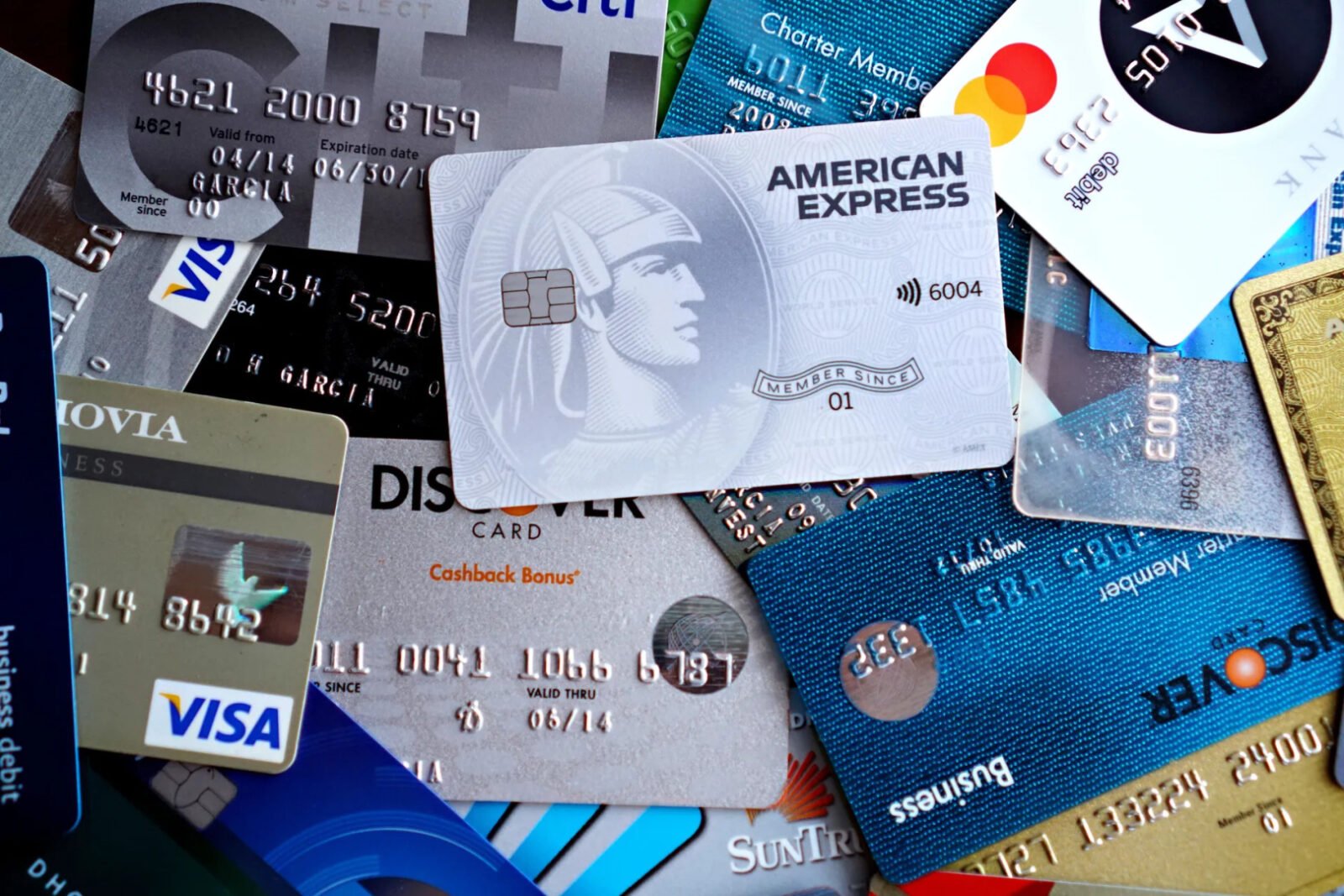 American Express otpusta 3.500 zaposlenika i uvodi novu radnu strategiju