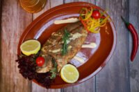 Grčki recept za pohovanu ribu uz tri sastojka za savršenu hrskavu koricu