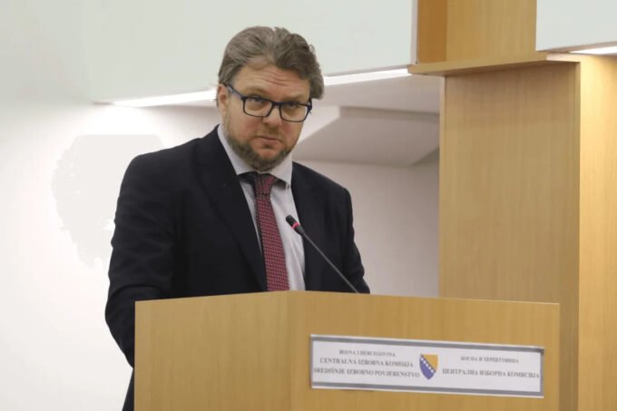 Bakalar otkrio da je otiskom prsta identificirano 97 posto birača na izborima